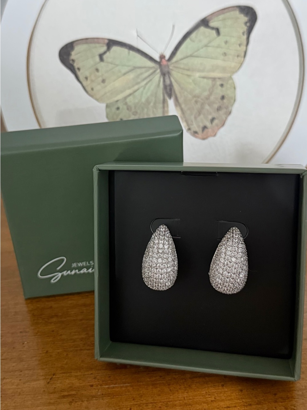 Sunai Pave Teardrop Earrings - Silve